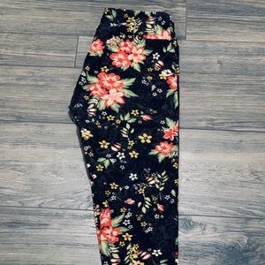 Women’s LulaRoe leggings